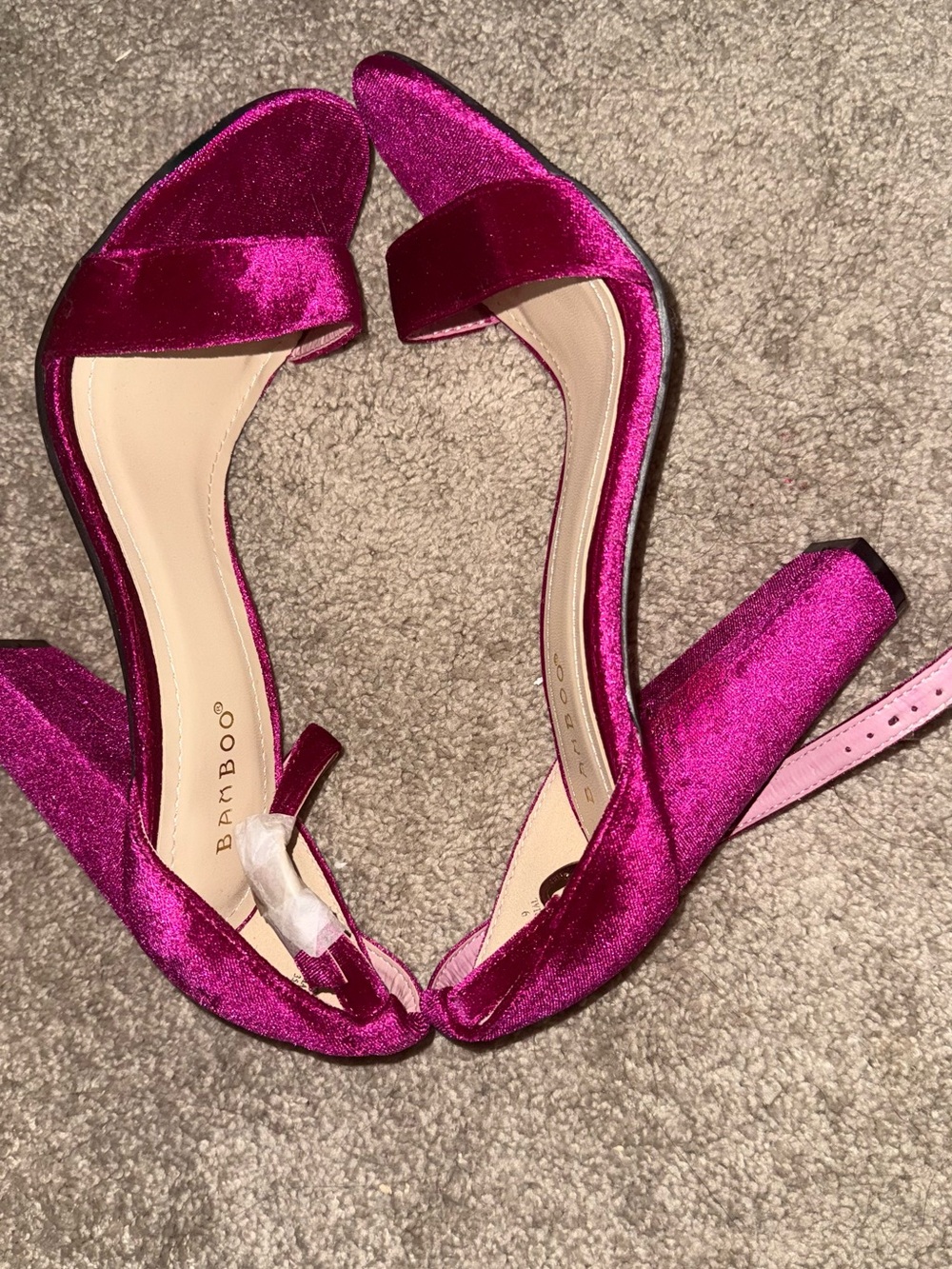 Strap high heels pink